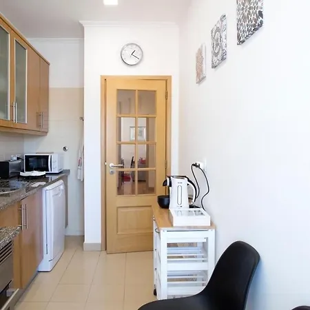 Duplex 4 Bedrooms Center Of 아파트 리스본