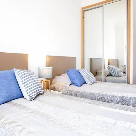 Appartamento Duplex 4 Bedrooms Center Of Lisbona